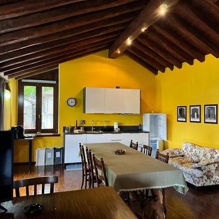 La Casa Di Nina - Traves *